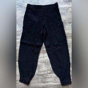 The Odells Jogger Pants Womens Black Plisse Ankle Cropped